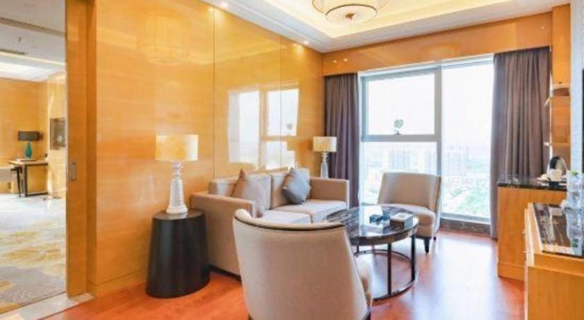 Wanning Yingbin Hotel Экстерьер фото